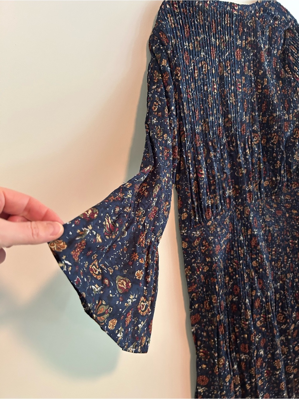 Veronica Beard Navy Floral Shireen Midi Dress - Picture 6 of 8